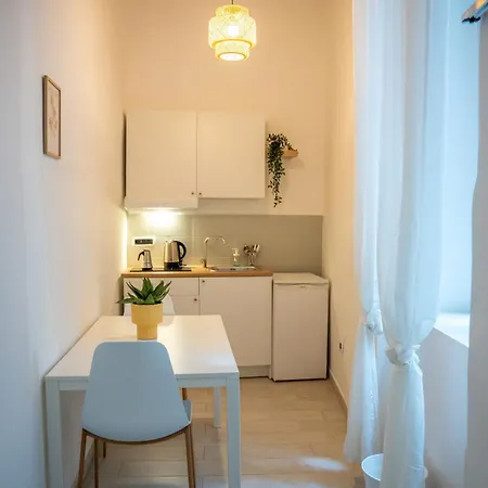 Apartman Cozy Historical Nest Nápoly